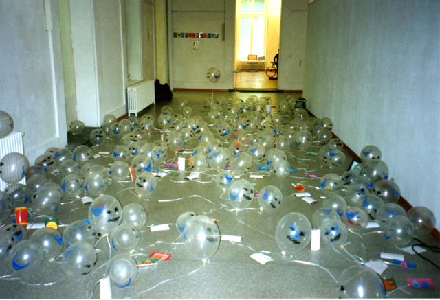 Ballonaktion 1, Kunstmuseum Thun, 1998