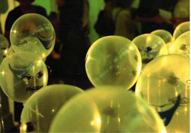 Ballonaktion 1, Kunstmuseum Thun, 1998